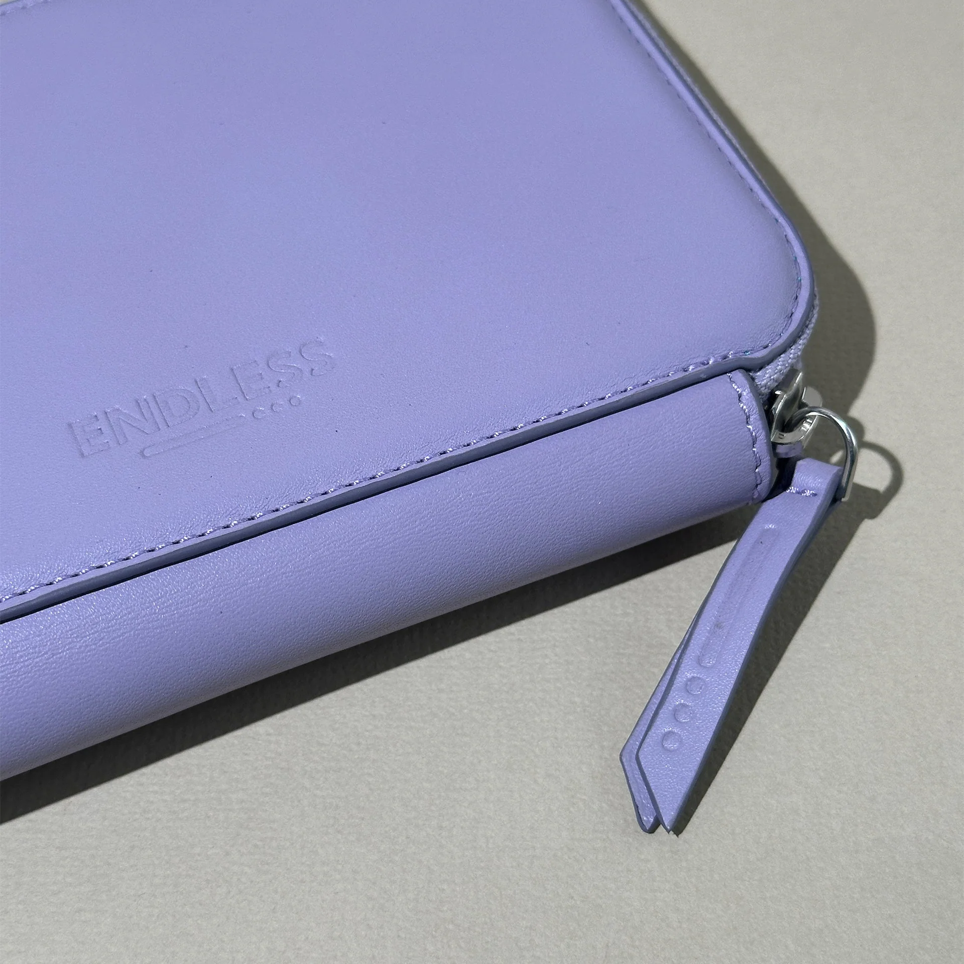 Endless Labs.08 - Companion Leather Adjustable Pen Pouch - 5 Pens - Lavender - Image 3
