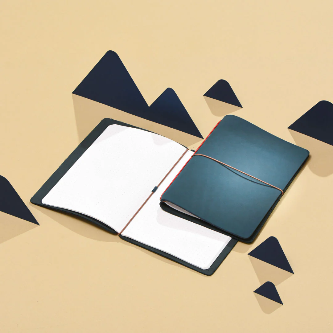 Explorer - Refillable Leather Journal Regalia Paper - Blue - Image 6